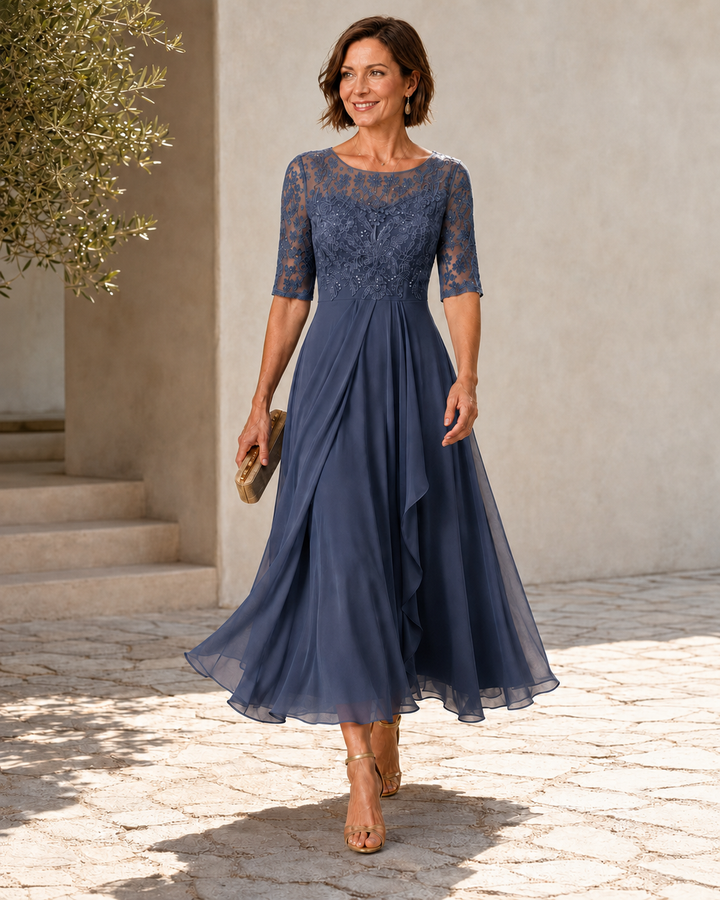 Rose | Robe Midi Flatteuse en Dentelle