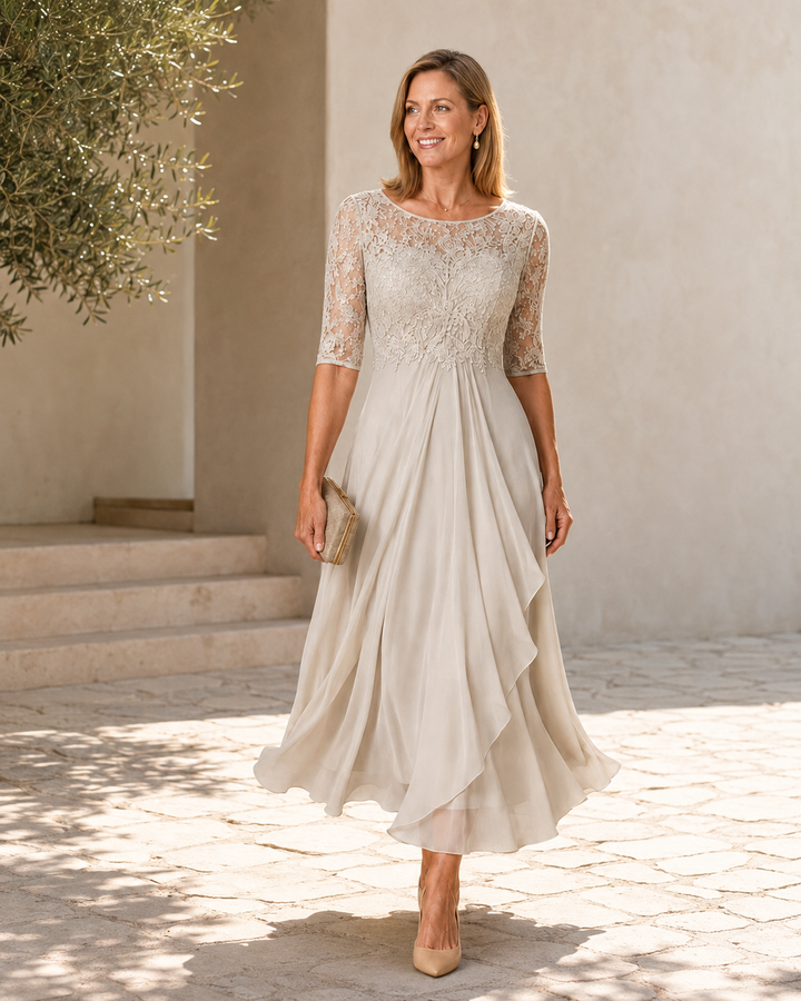 Rose | Robe Midi Flatteuse en Dentelle