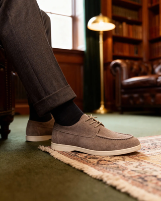 Chaussures en daim à lacets haut de gamme