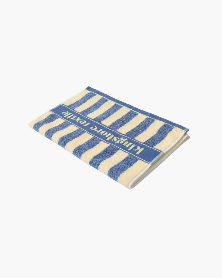 Serviette à main rayée côtière