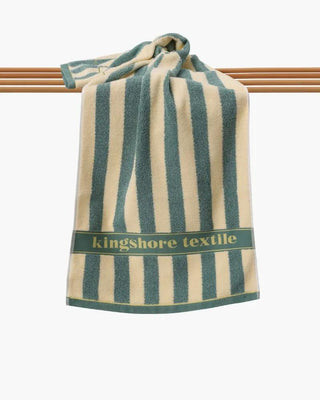 Serviette à main rayée côtière